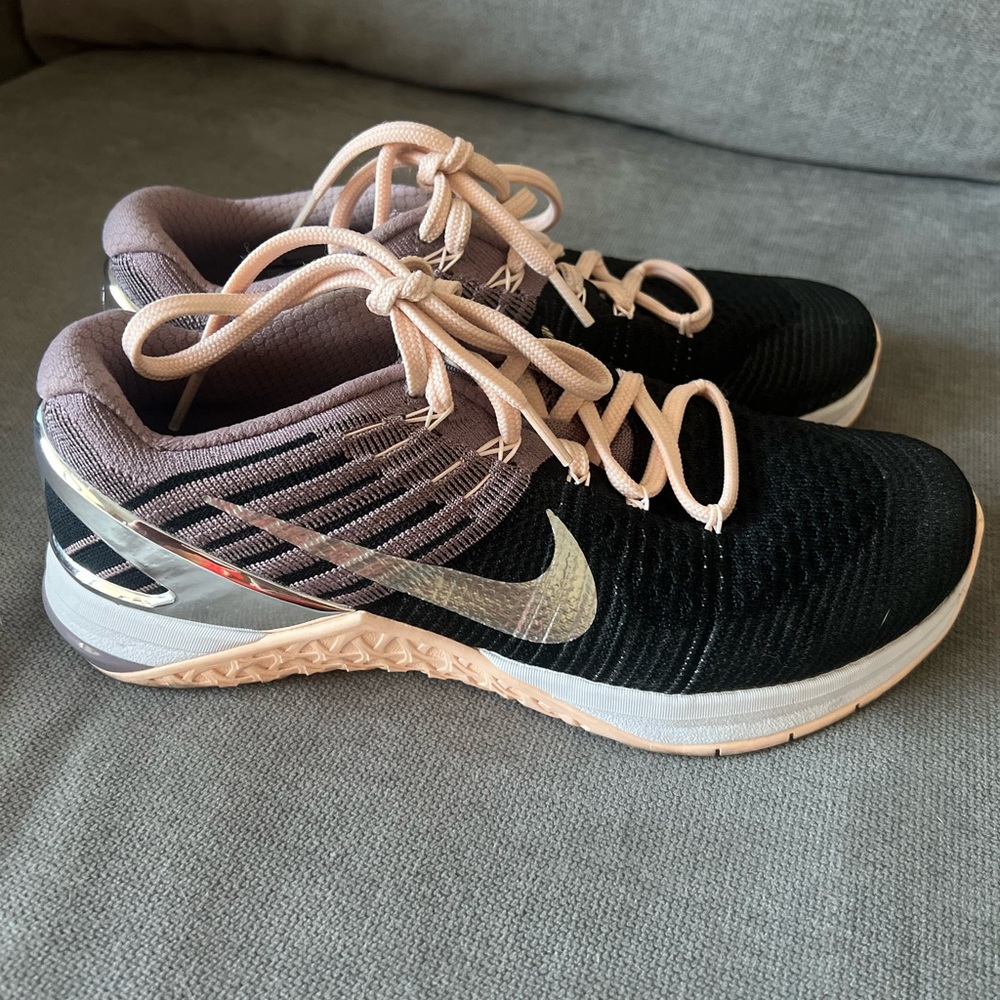Nike Metcon DSX Flyknit Shoes Women’s Size 8